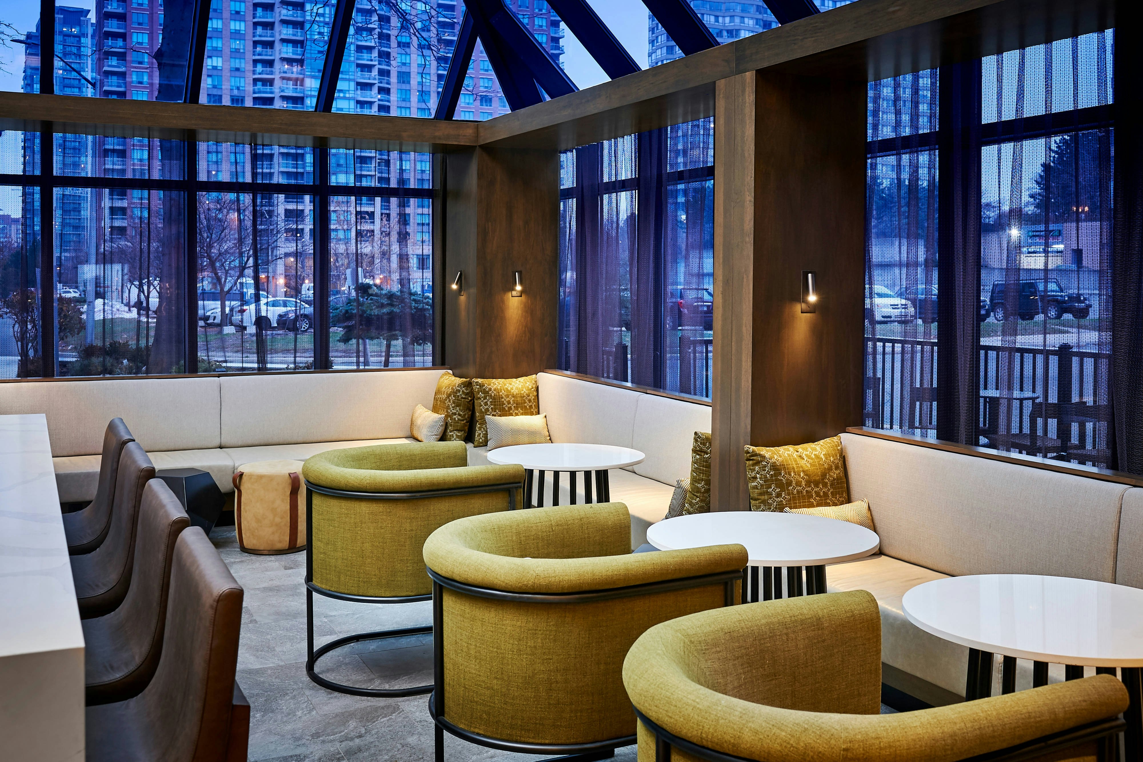 Delta Hotels By Marriott Toronto Mississauga 18/32