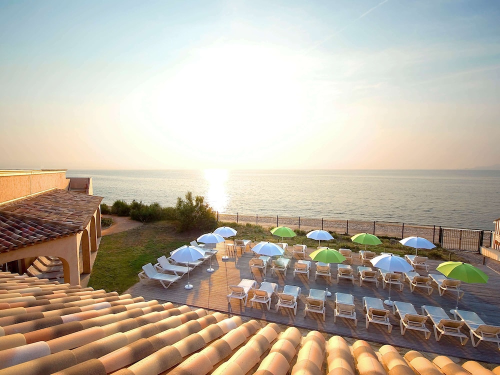 Ibis Hyeres Plage Thalassa 45/68