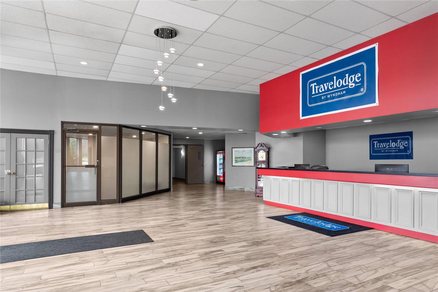 Travelodge by Wyndham Lindsay 5/19