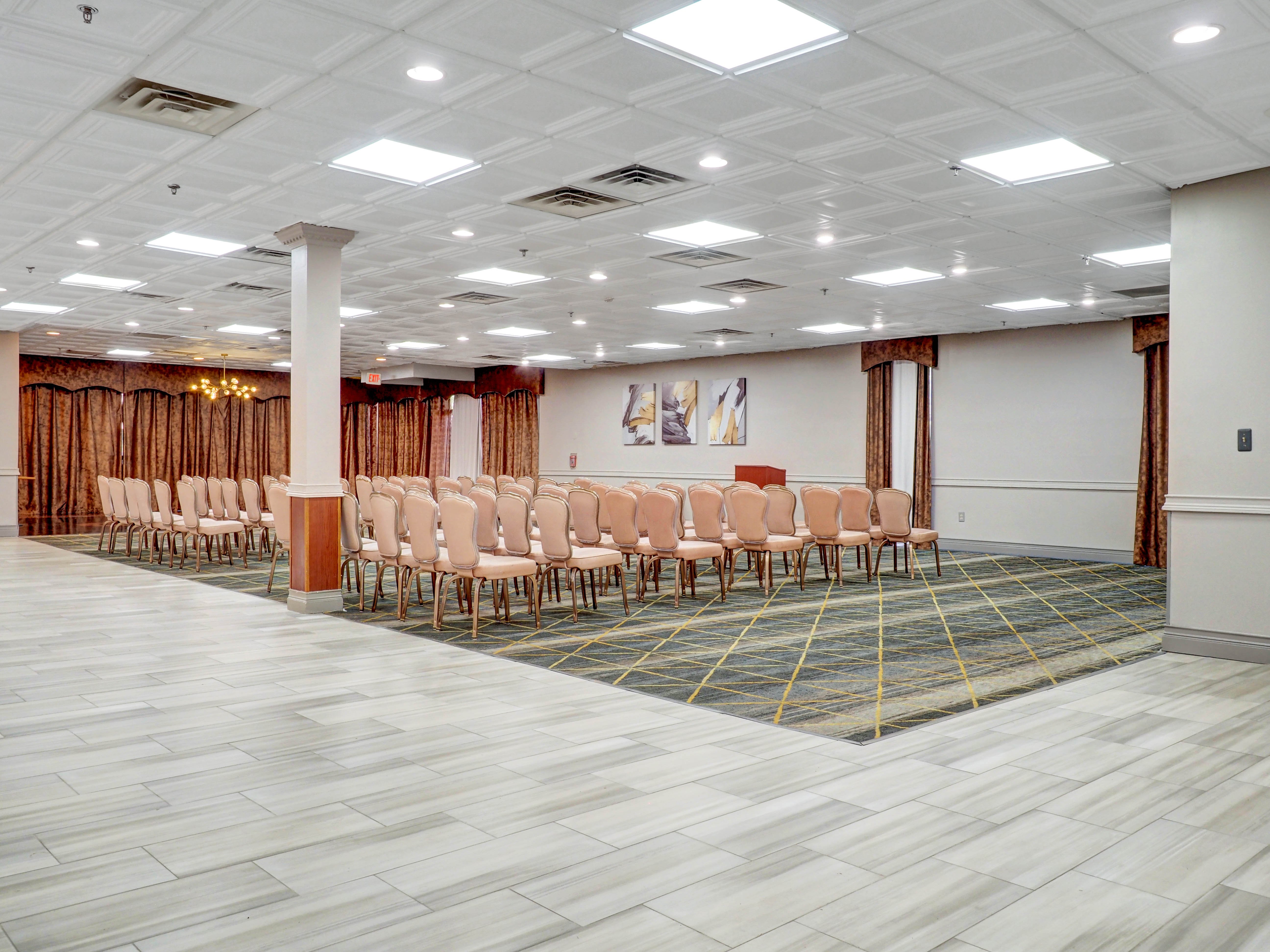 Holiday Inn Piscataway Somerset (Ex Radisson Hotel Piscataway) 70/81