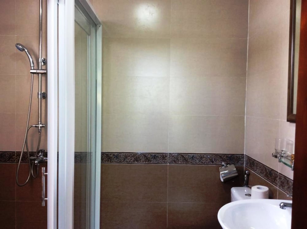 Huy Hoang Hotel 32/33