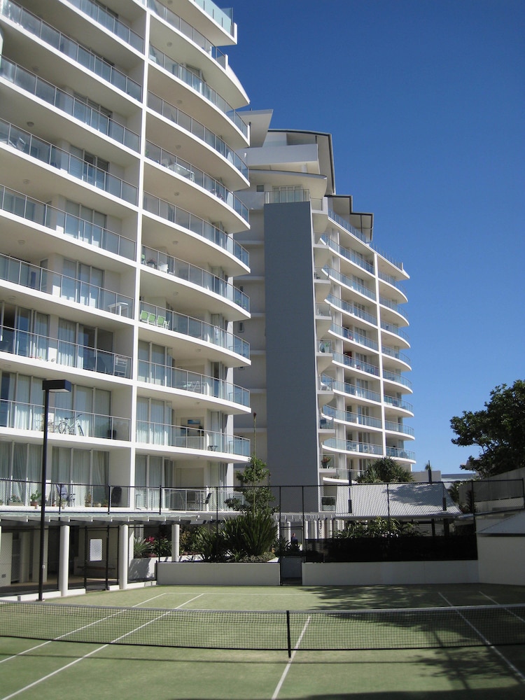 Aspect Caloundra 66/76