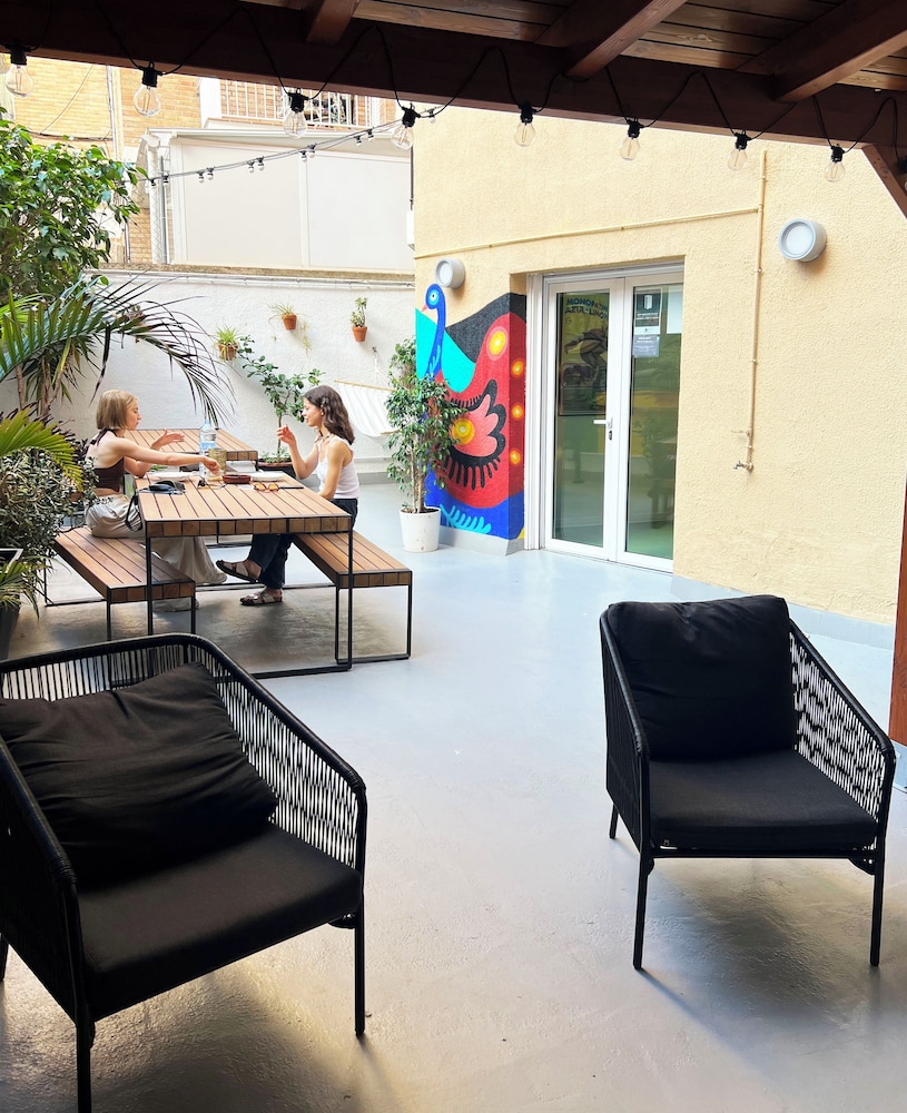 Sant Jordi Hostels Sagrada Familia 26/50
