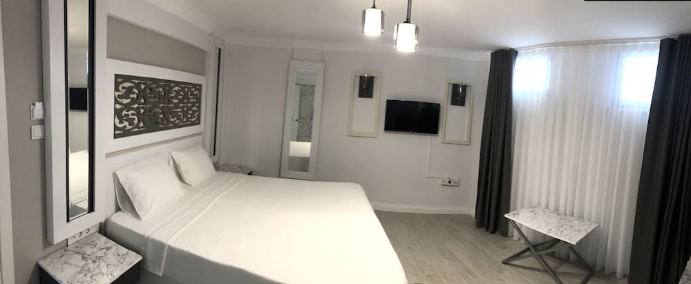 Del Mar Hotel 13/43