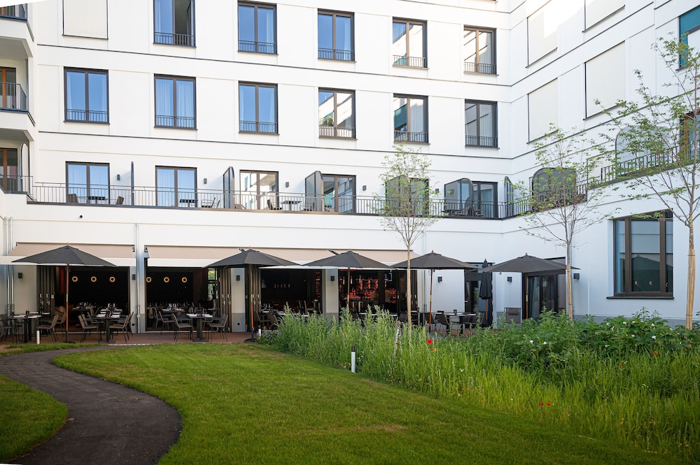 Qube Hotel Bahnstadt 46/49