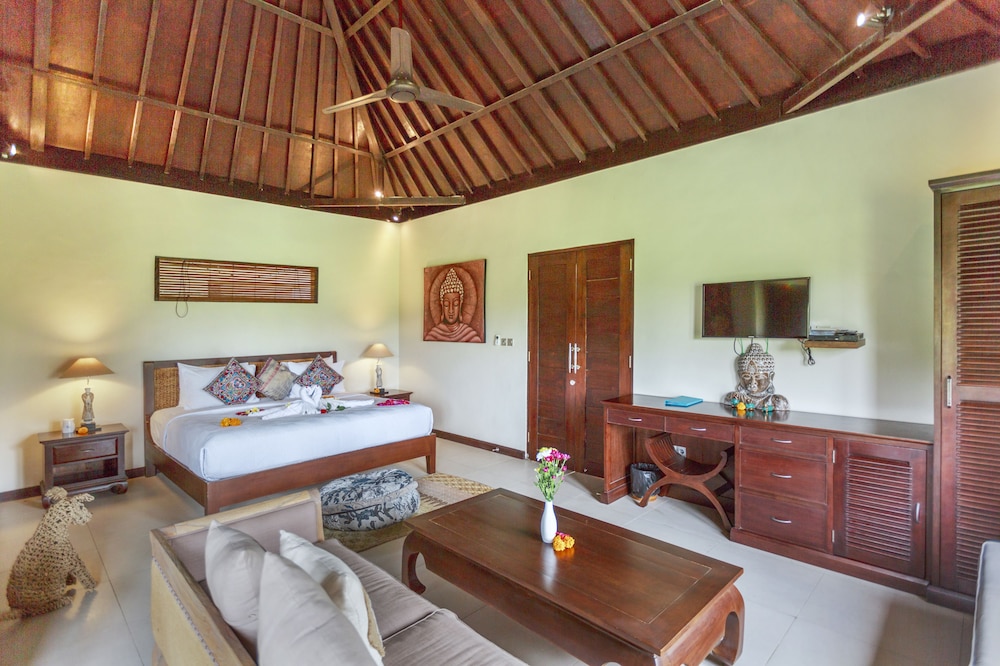 Solo Villas And Retreat 53/74