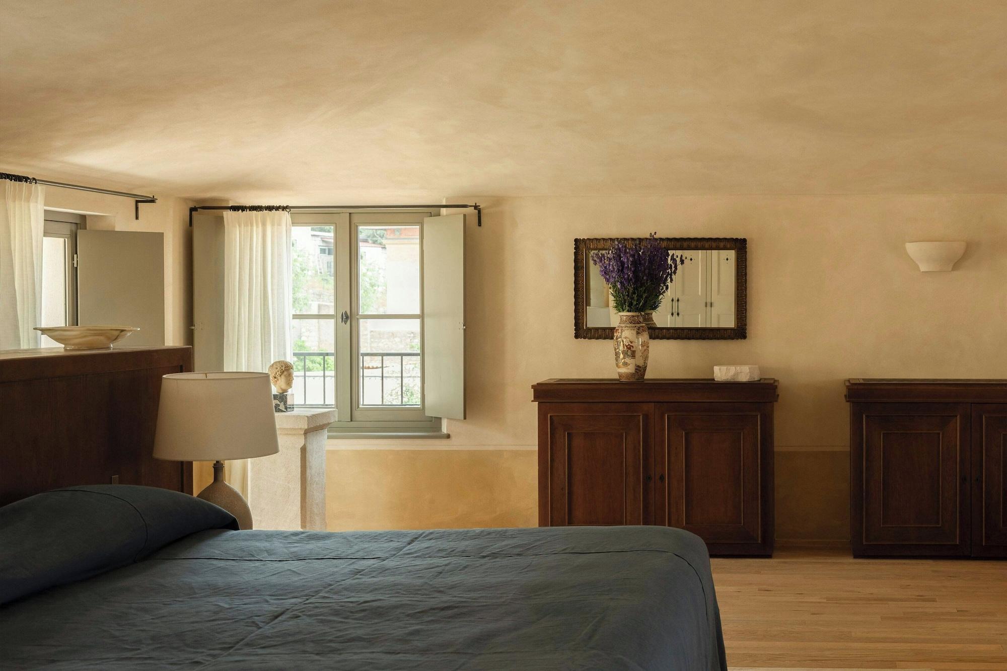 Grand, Suite, King Bed, Sea View