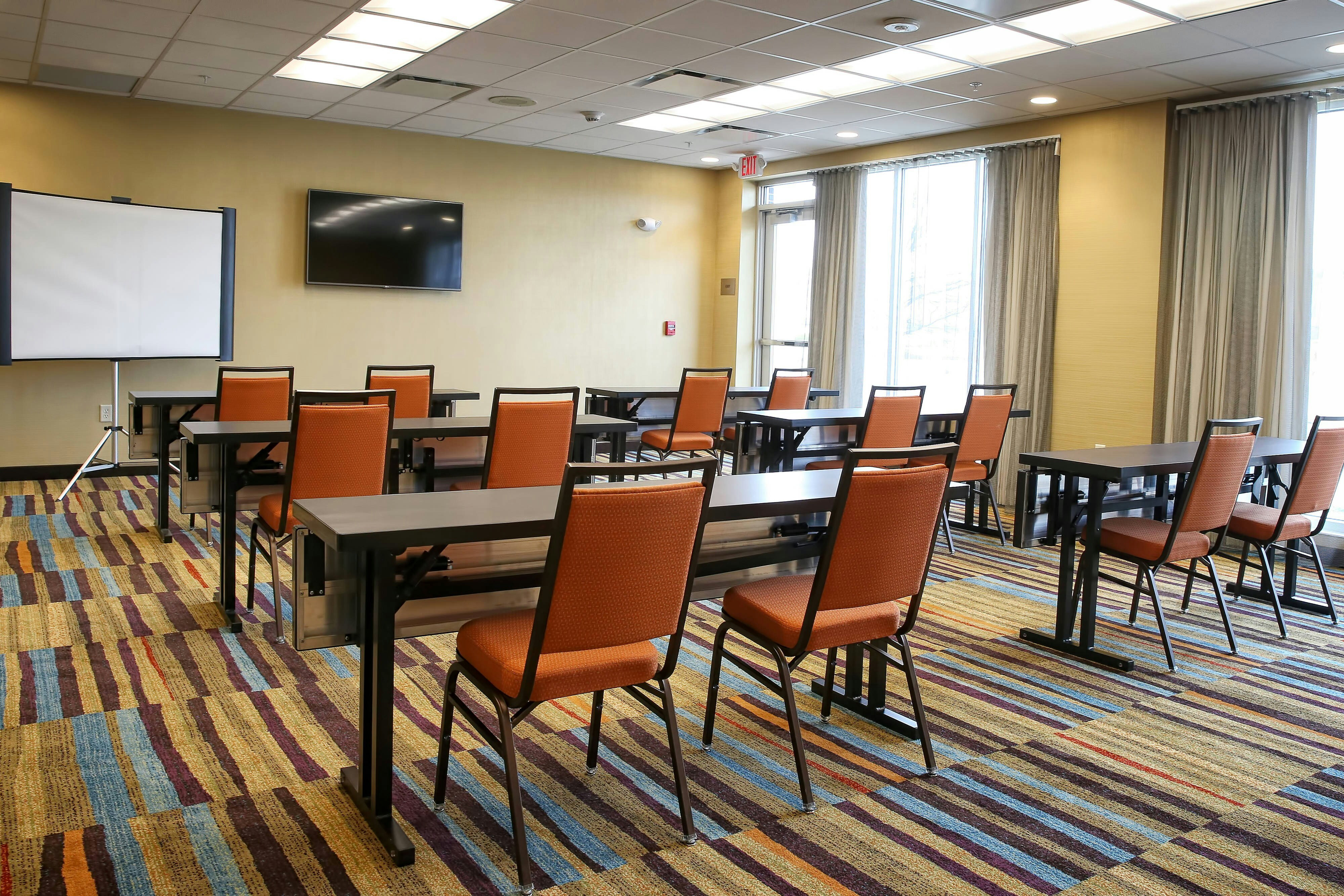 Fairfield Inn Suites By Marriott Madison Verona 30/34
