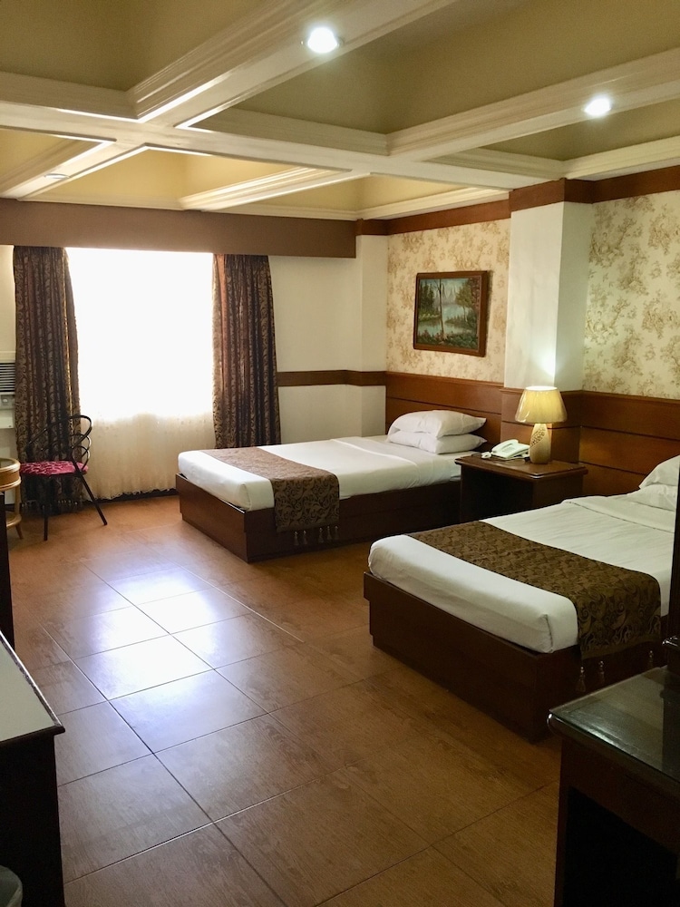 Wregent Plaza Hotel 17/55