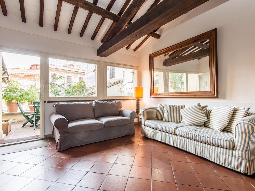 RSH Campo de Fiori Luxury House 16/38