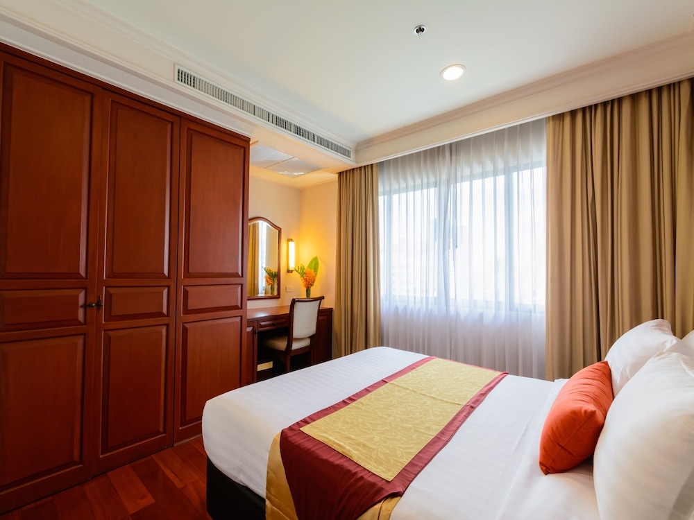 Centre Point Hotel Sukhumvit 10 39/114