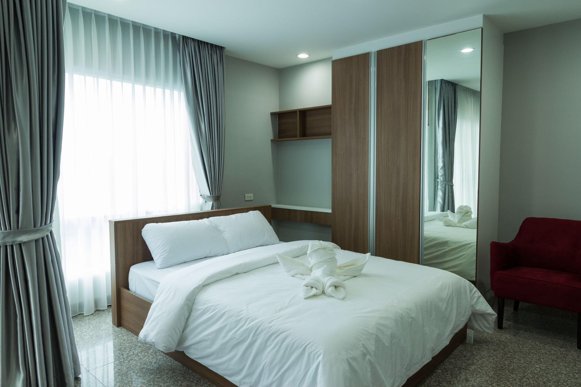 SUPERIOR, DOUBLE BED