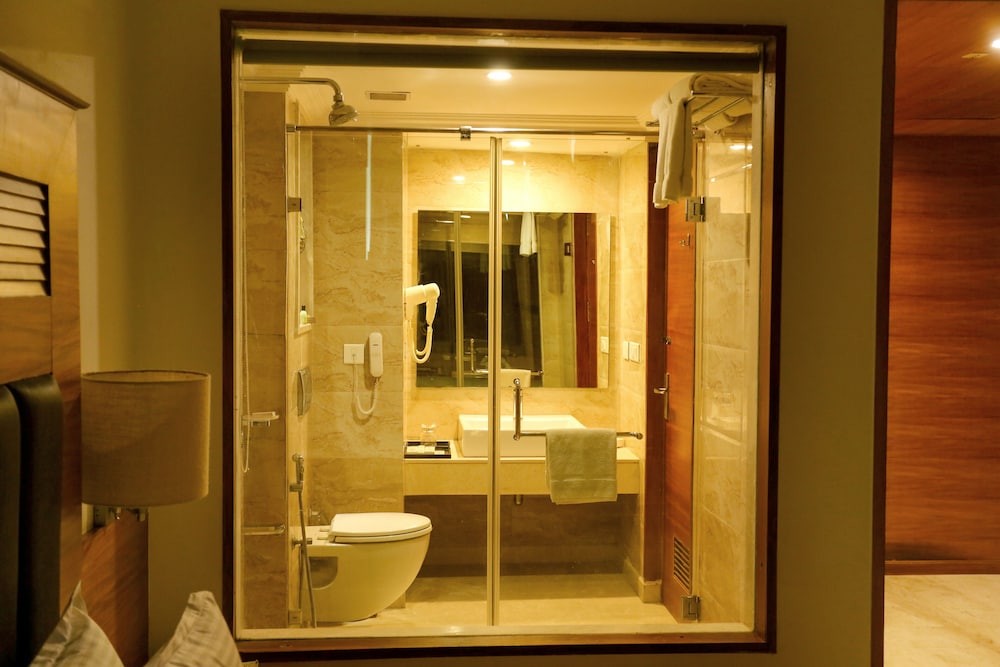 Sivaraj Inn 26/27
