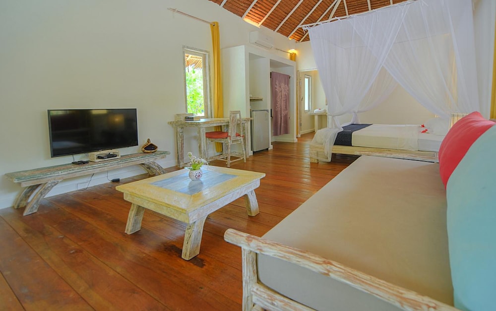 Trikora Beach Club & Resort 50/71
