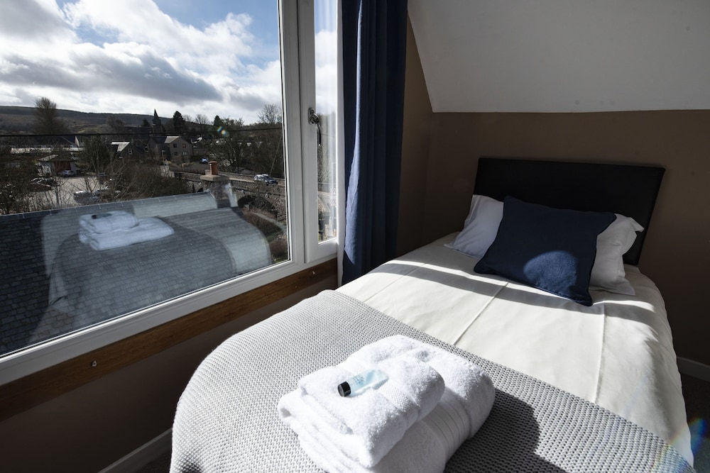 The Kirkmichael Hotel 25/41