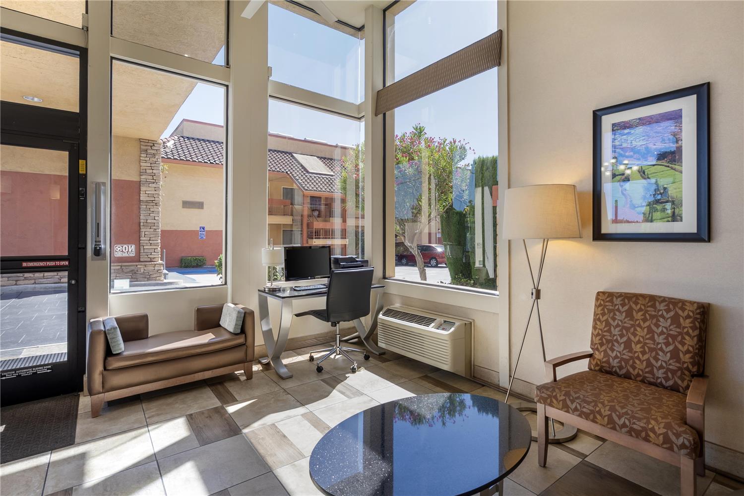 Best Western Plus Inn Of Hayward 25/40
