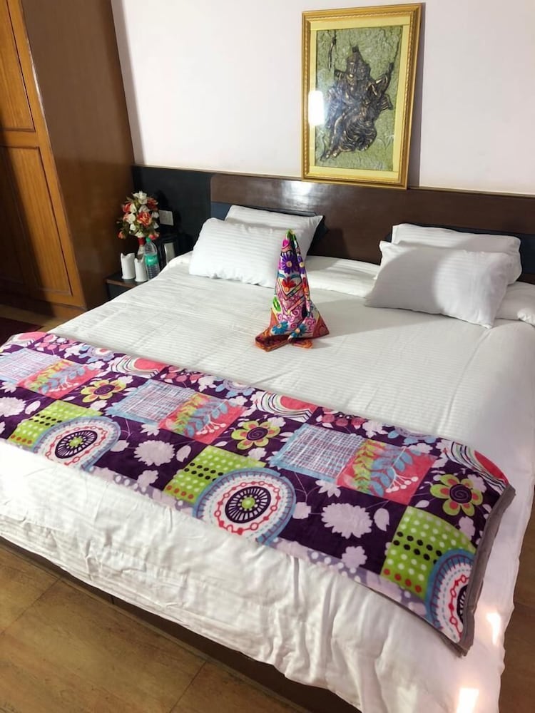 Nature Bloom Hotel And Resort 16/50