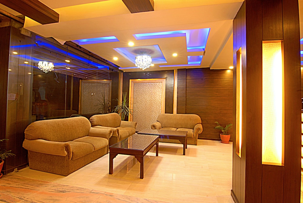 Kathmandu Grand Hotel 32/48