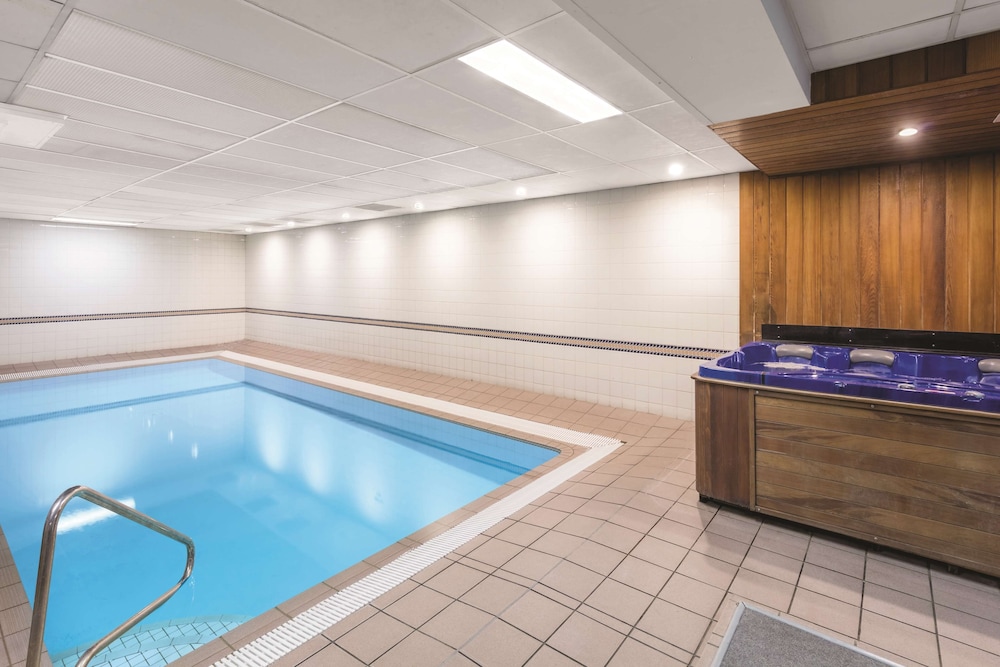 Adina Serviced Apartments Canberra Kingston 24/62