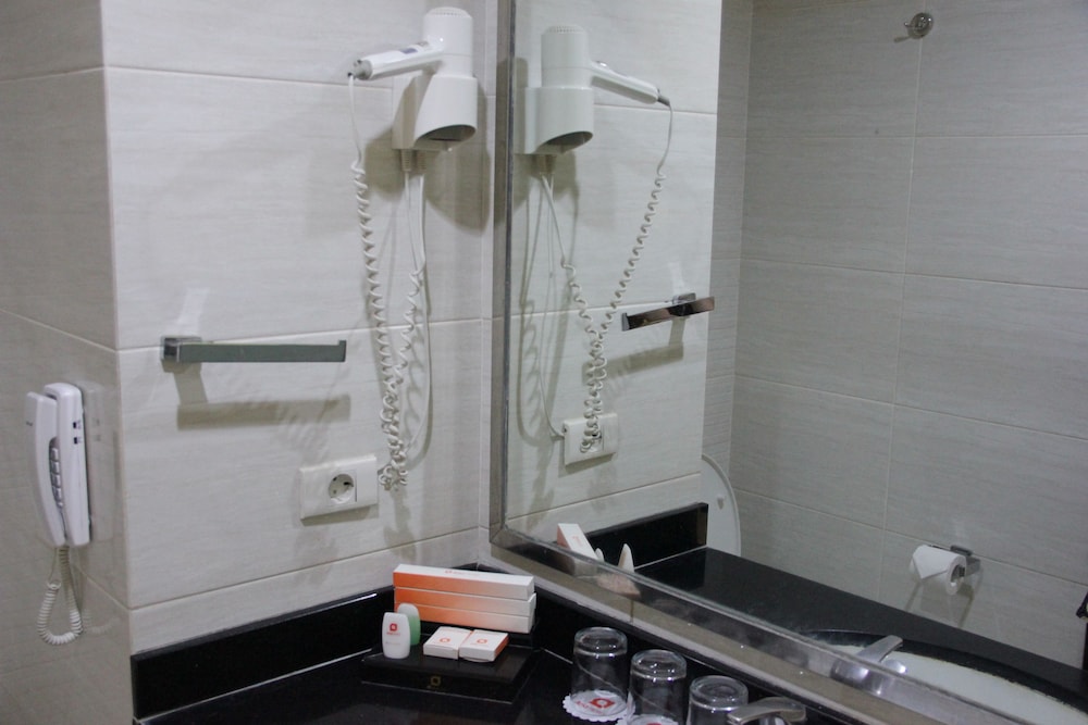 Aria Gajayana Hotel 56/58