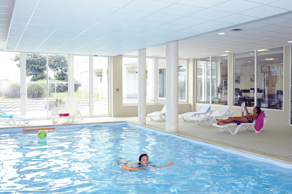 Residence Vacanceole Le Domaine de Bertheaume 35/66