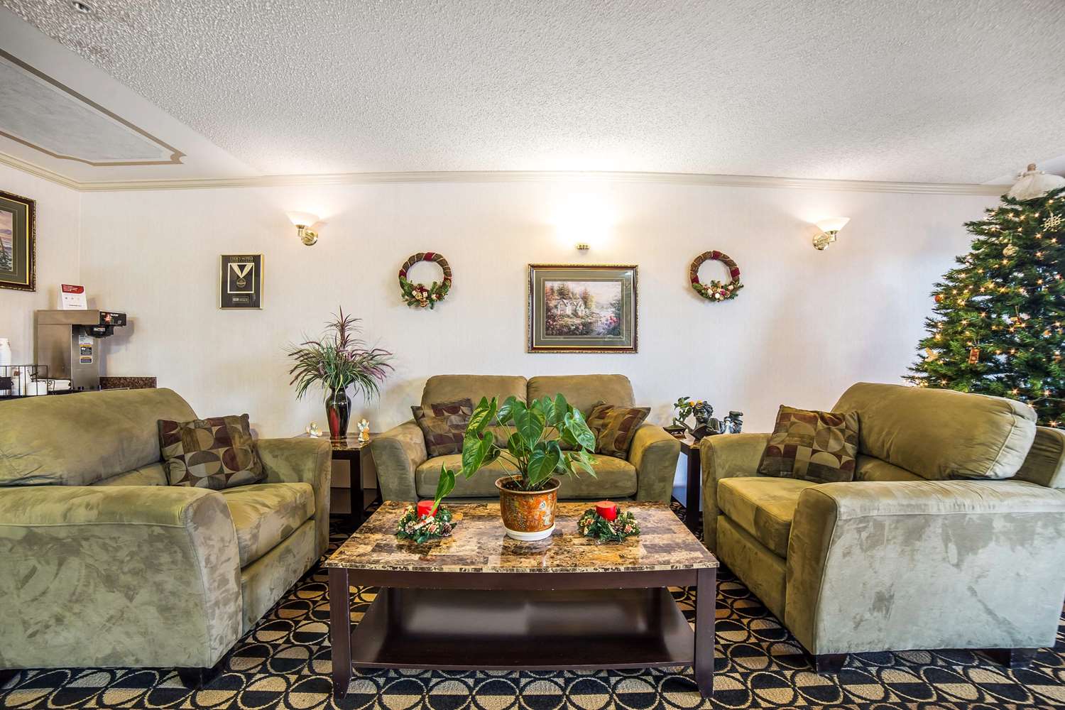 FairBridge Inn and Suites Sunnyside 19/27