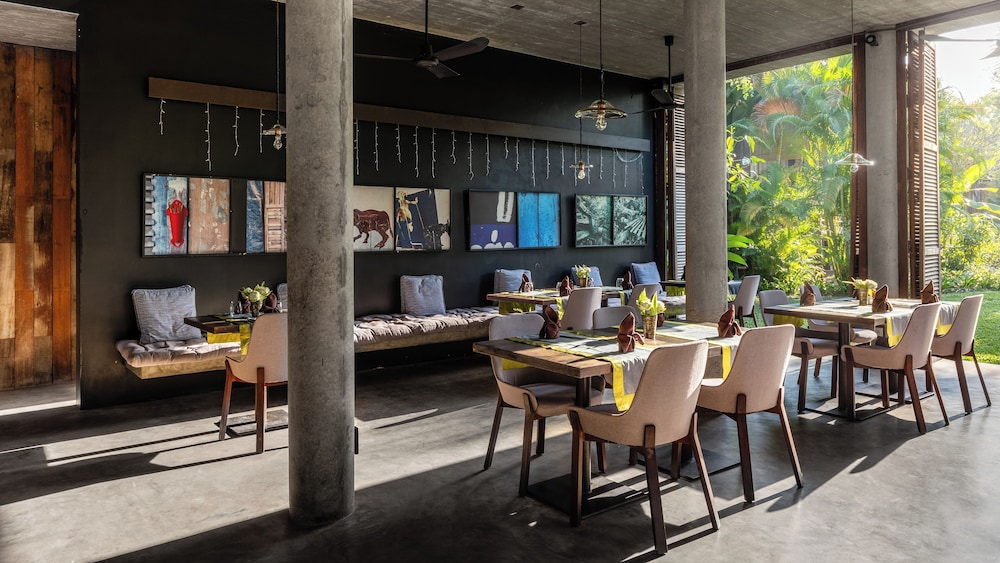 Sala Lodges 38/50