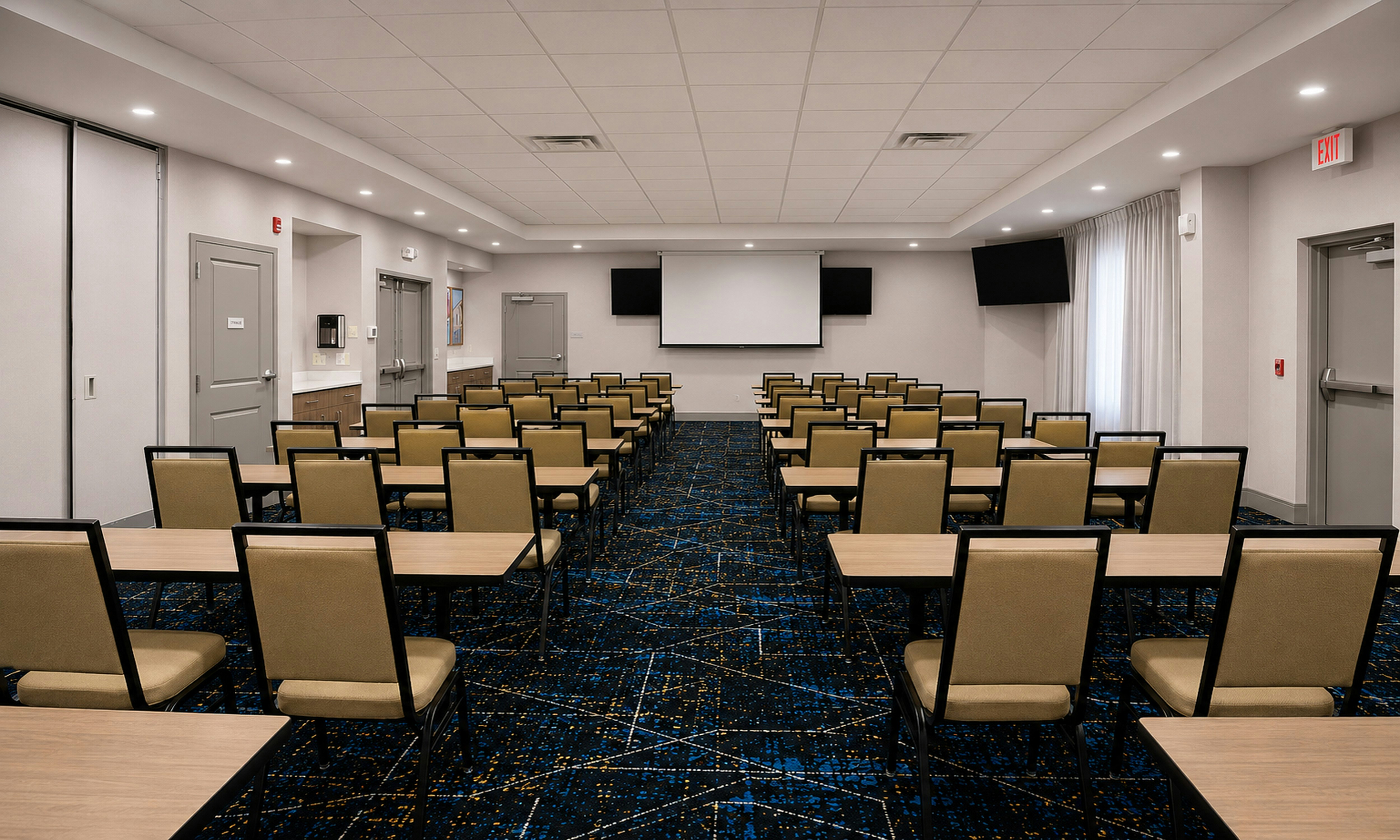 Hampton Inn Oxford Conference Center 75/82
