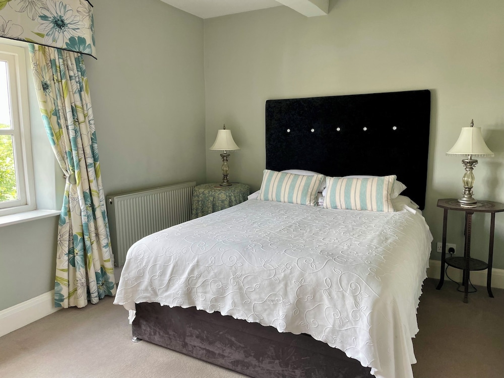 Pickmere Country Guest House 11/50