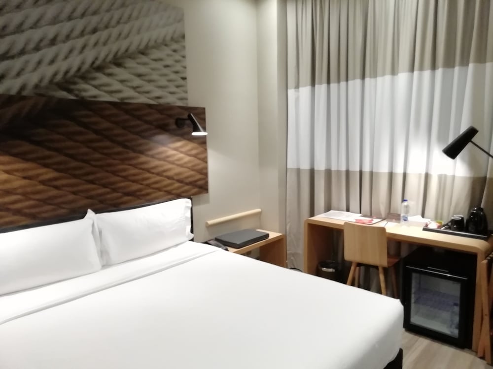 فندق إيبيس جدة طريق الملك(Ibis Jeddah Malik Road) 22/70