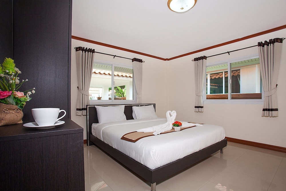 Baan Thai Lanna Pattaya 13/76