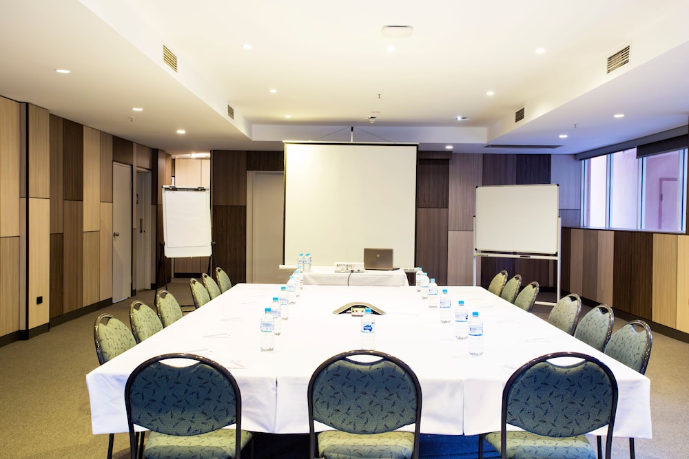 Metro Aspire Hotel Sydney 50/57