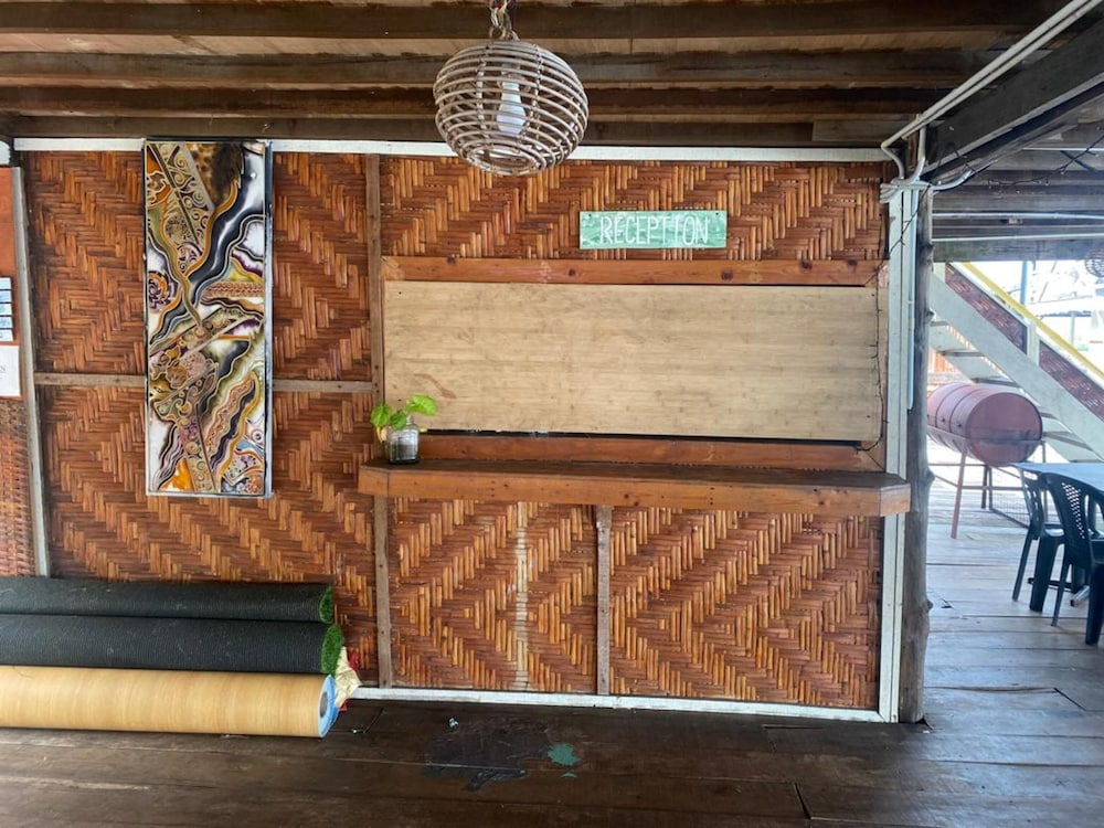 Lobby at Hotel O Bakau Hijau Riverlodge & Campsite, Bedung