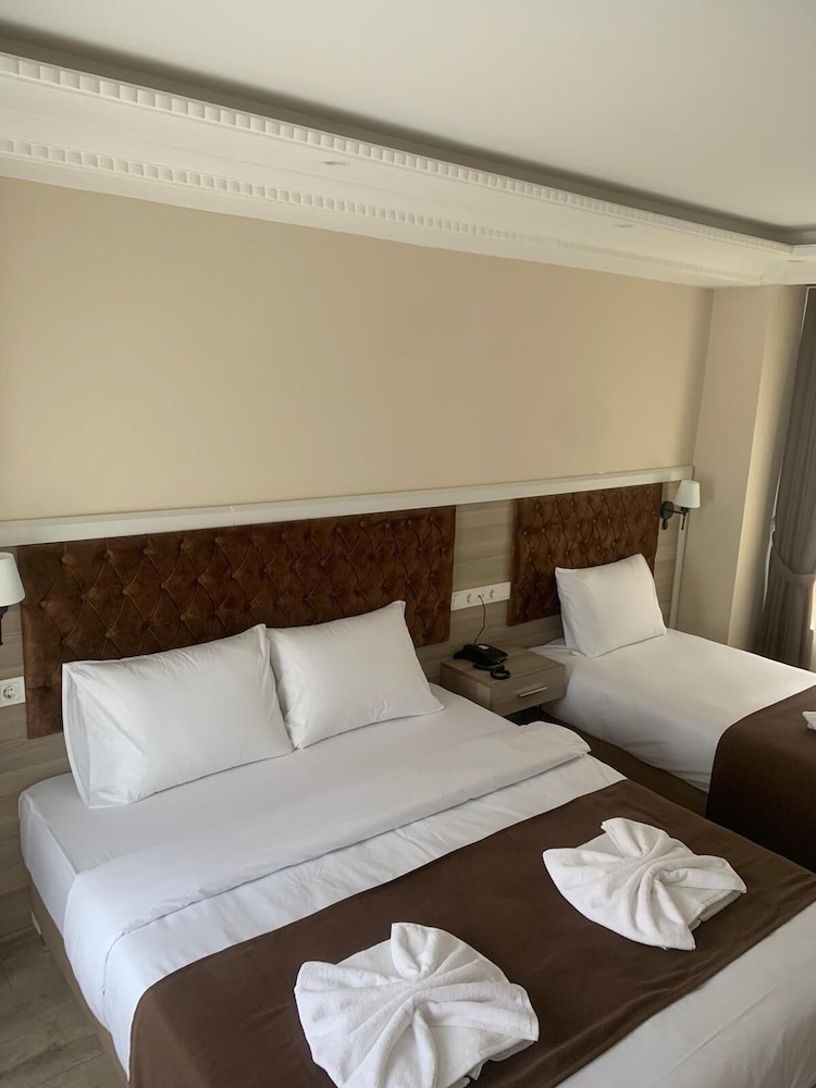 Luna Suites Taksim 10/34