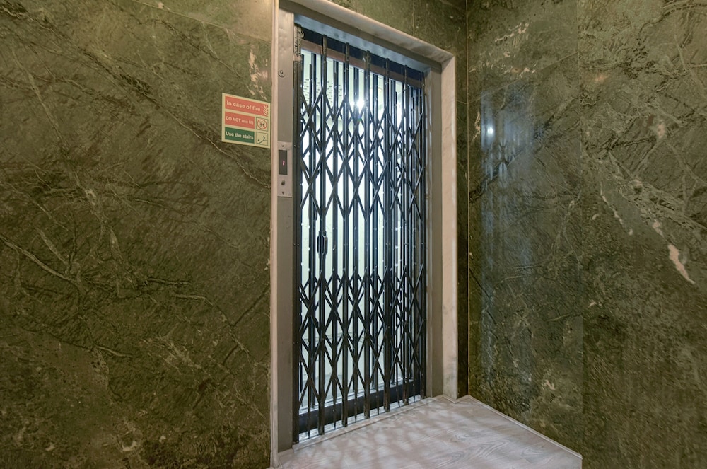 Akash Ganga Hotel 35/48
