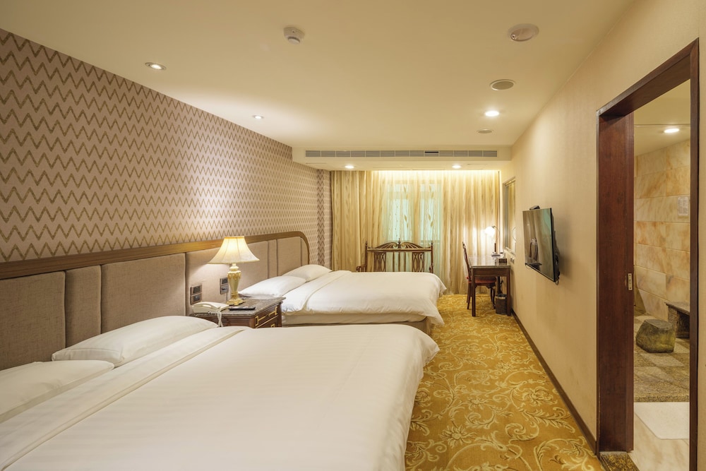 Grand Pleasure Spring Hotel 17/50