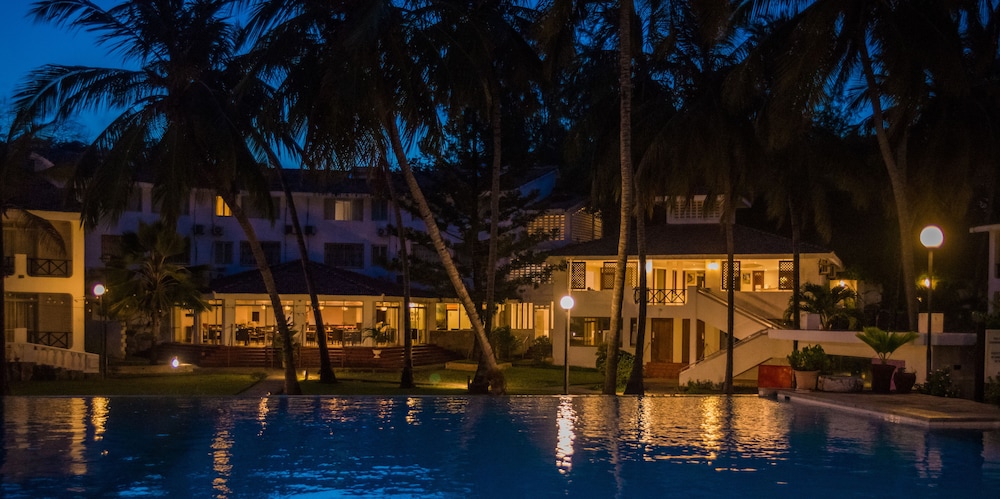 Nyali Beach Holiday Resort 40/48