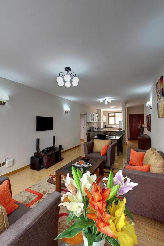 Fenesi Gardens Apartments 23/41
