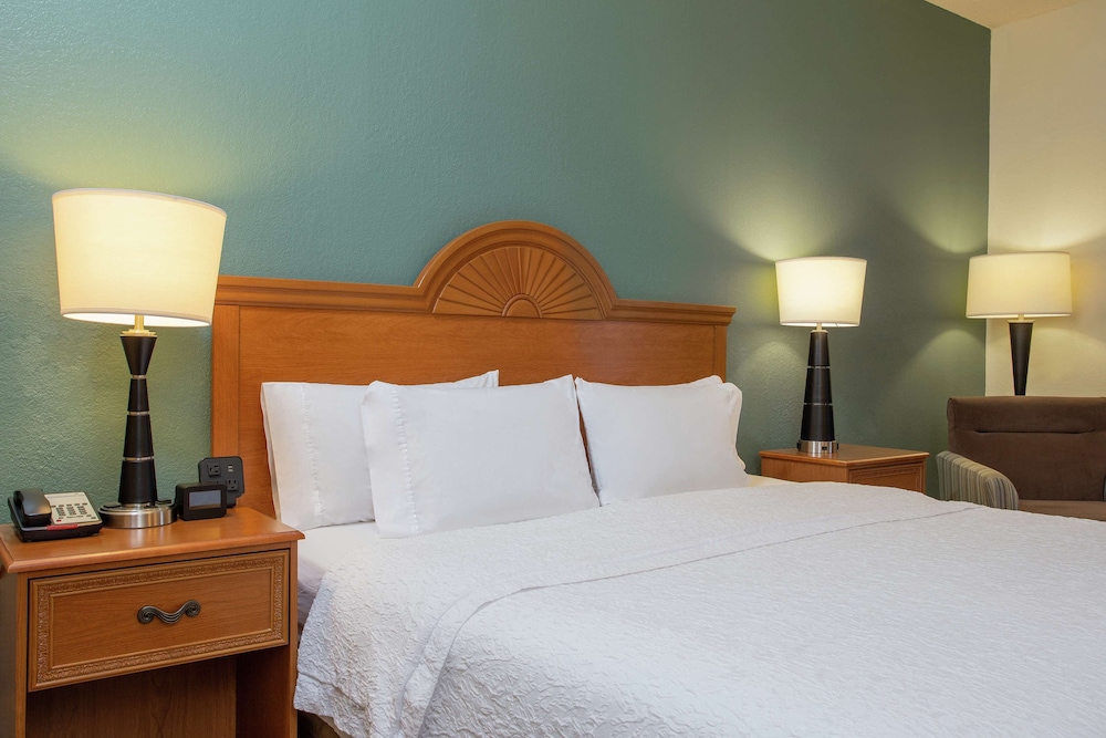Hampton Inn & Suites Venice Bayside South Sarasota 10/36