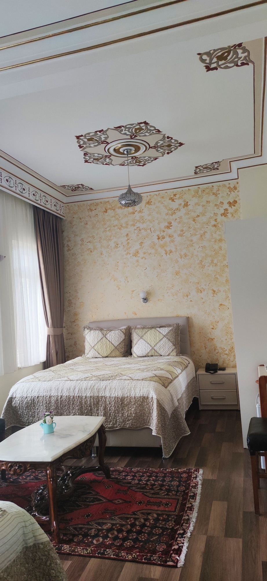 غرفة ديلوكس ثلاثية بسرير مزدوج وسرير فردي بإطلالة على البحر، Sur Hotel 7/10