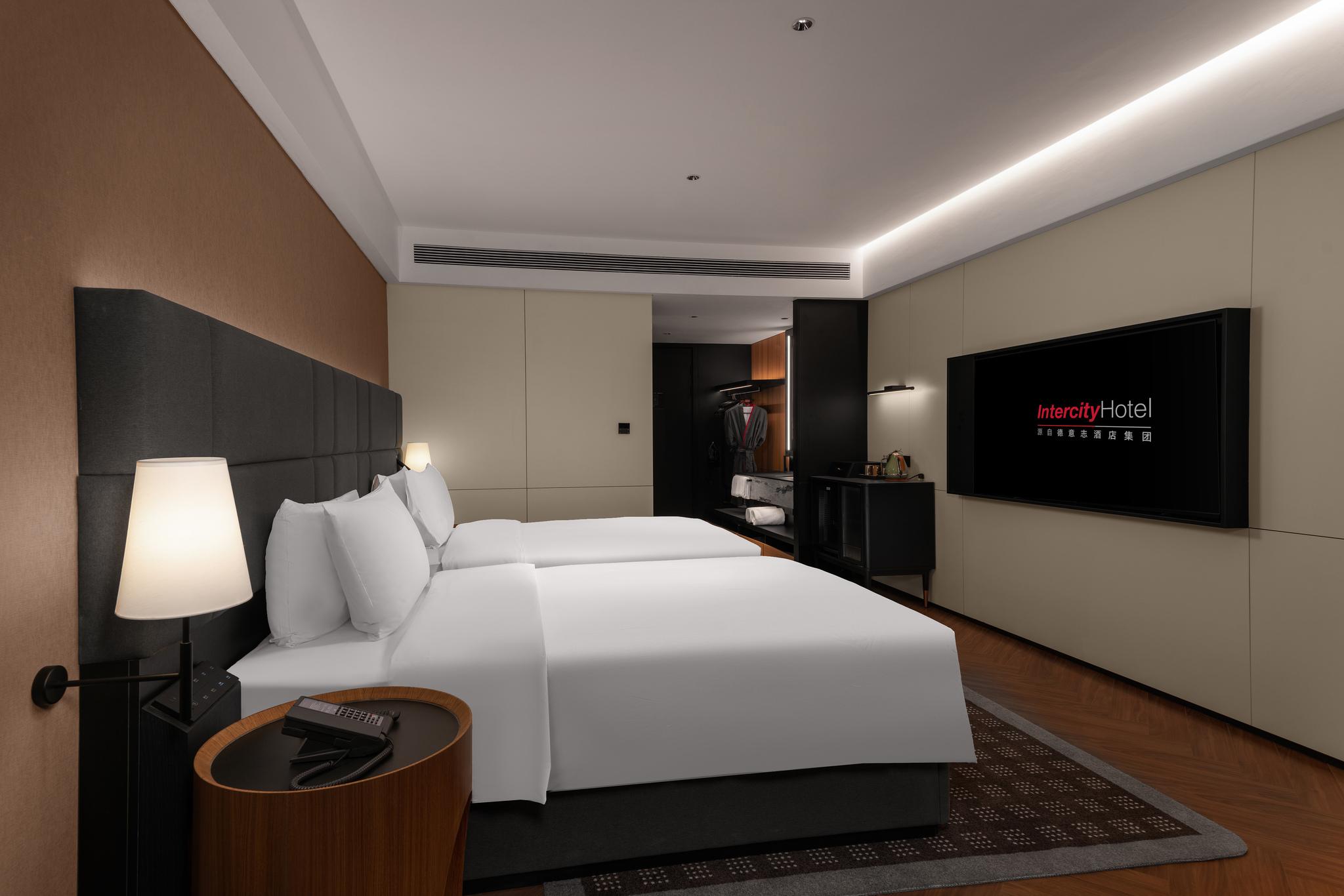 غرفة سوبيريور بسريرين مزدوجين، IntercityHotel Guangzhou South Station 2/2