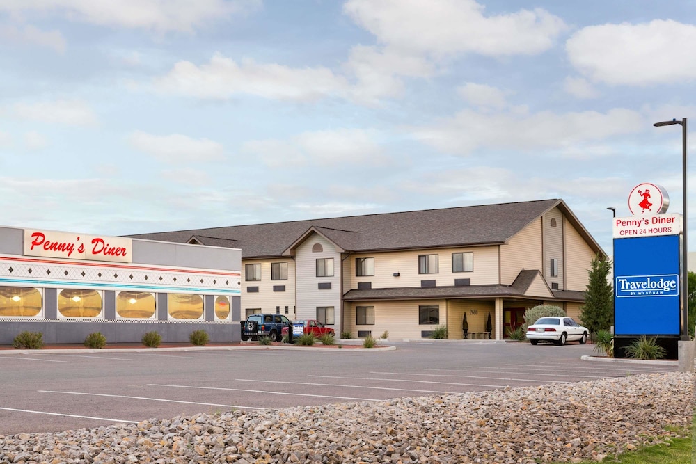 Travelodge by Wyndham Santa Teresa 1/27