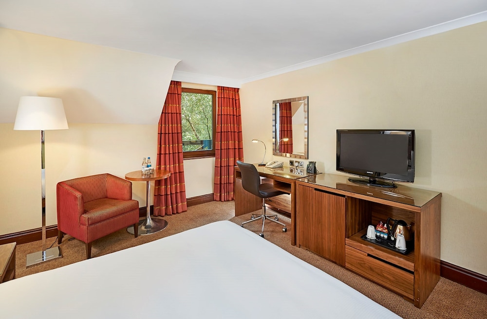 DOUBLETREE BY HILTON SOUTHAMPTON 38/93