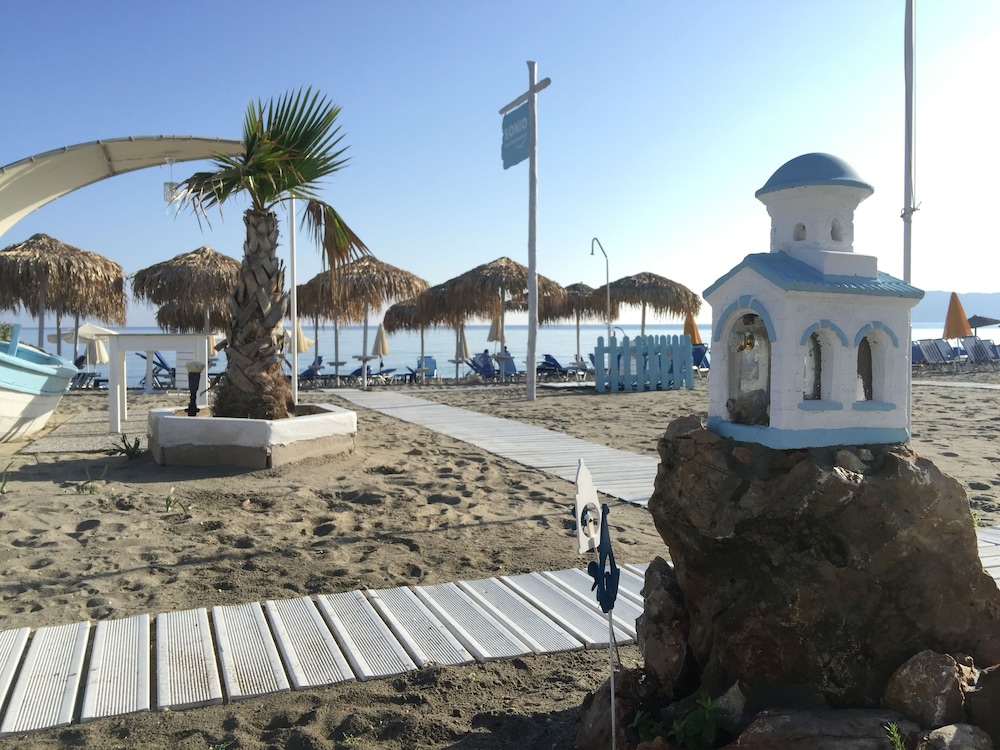 Sonio Beach Hotel 51/57