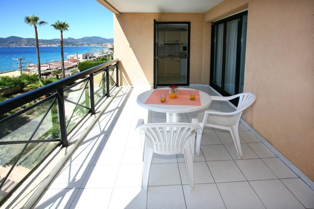 RESIDHOTEL VILLA MAUPASSANT 7/34