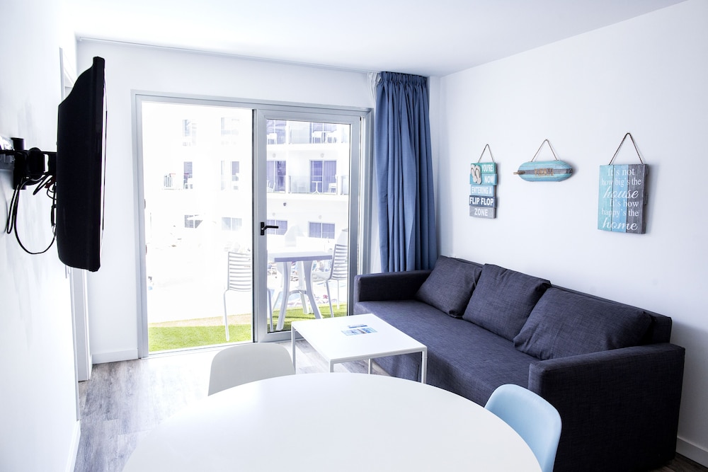 Corralejo Surfing Colors Hotel & Apartments 30/50