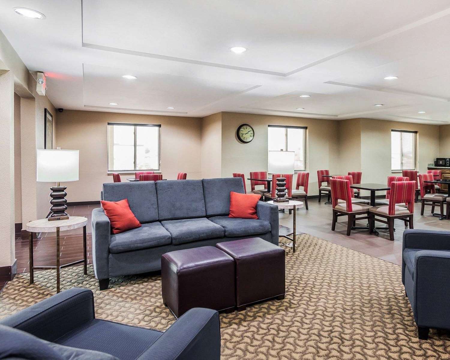 Comfort Inn And Suites Moberly Ex Holiday Inn Express Moberly 19/36