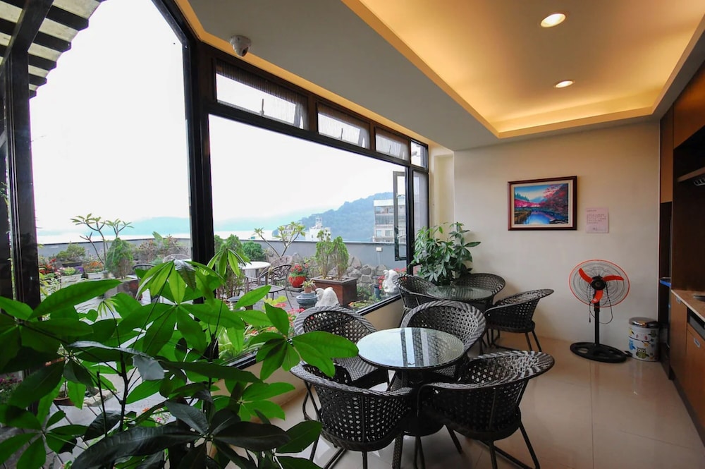 Cherry Feast Resort 30/50