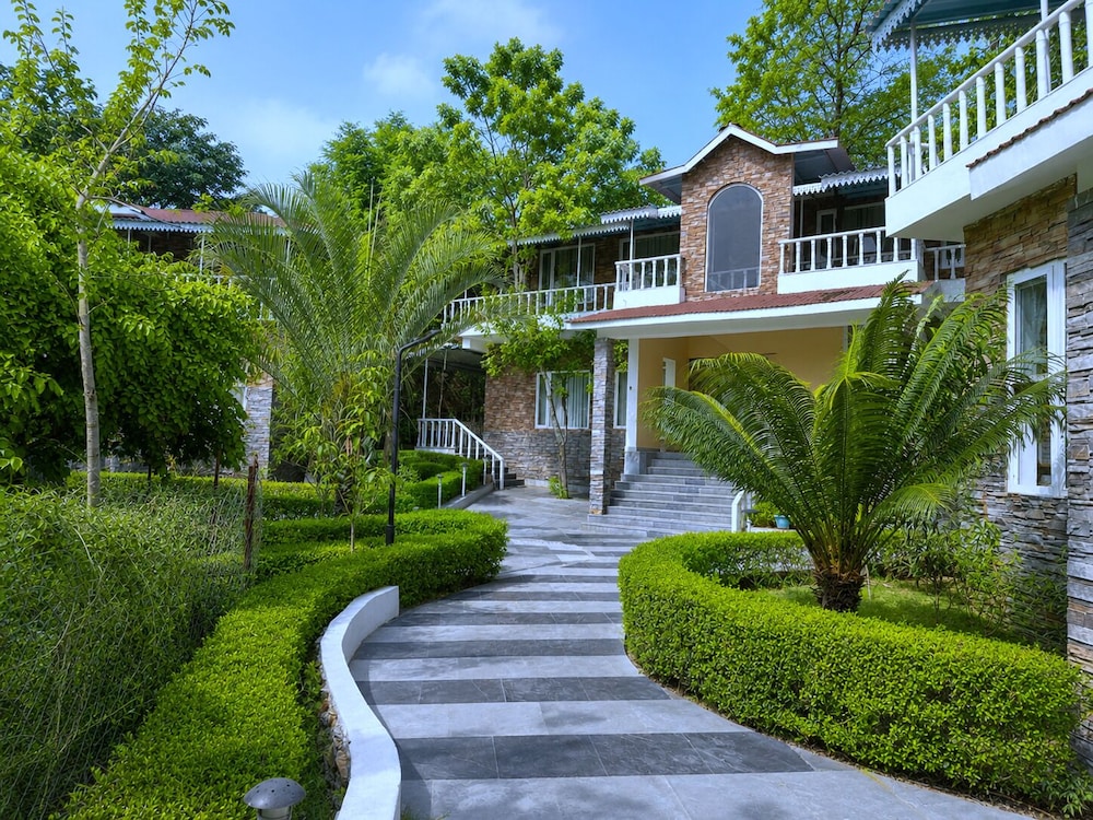 Park Exotica Resort 46/50