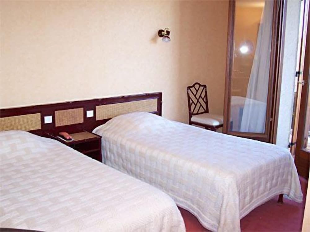 Sure Hotel by Best Western Saintes 44/63
